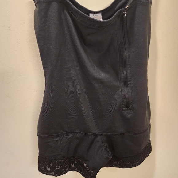 ANNMARYE black Slimmer short Shape Wear size XXL - Picture 4 of 15